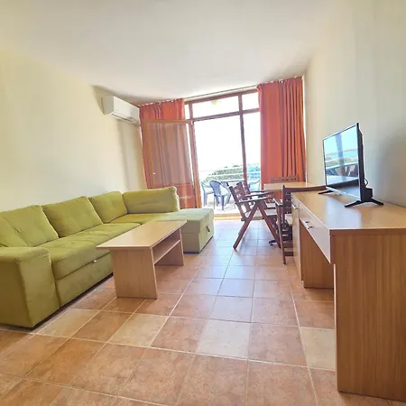Martino - 2 Sea View Sunny Apartment